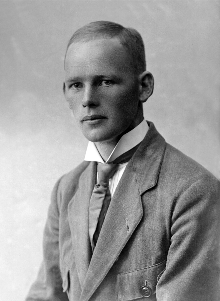 Gustav Borgen, NFB.06618