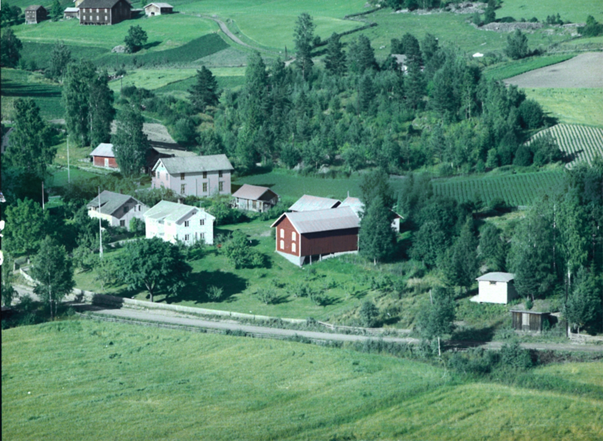 Widerøes Flyveselskap A/S, FLYFOTO TRONSBAKKEN, VALLSET