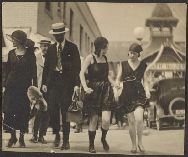 Louis Fleckenstein, [Women in Costumes on Street]