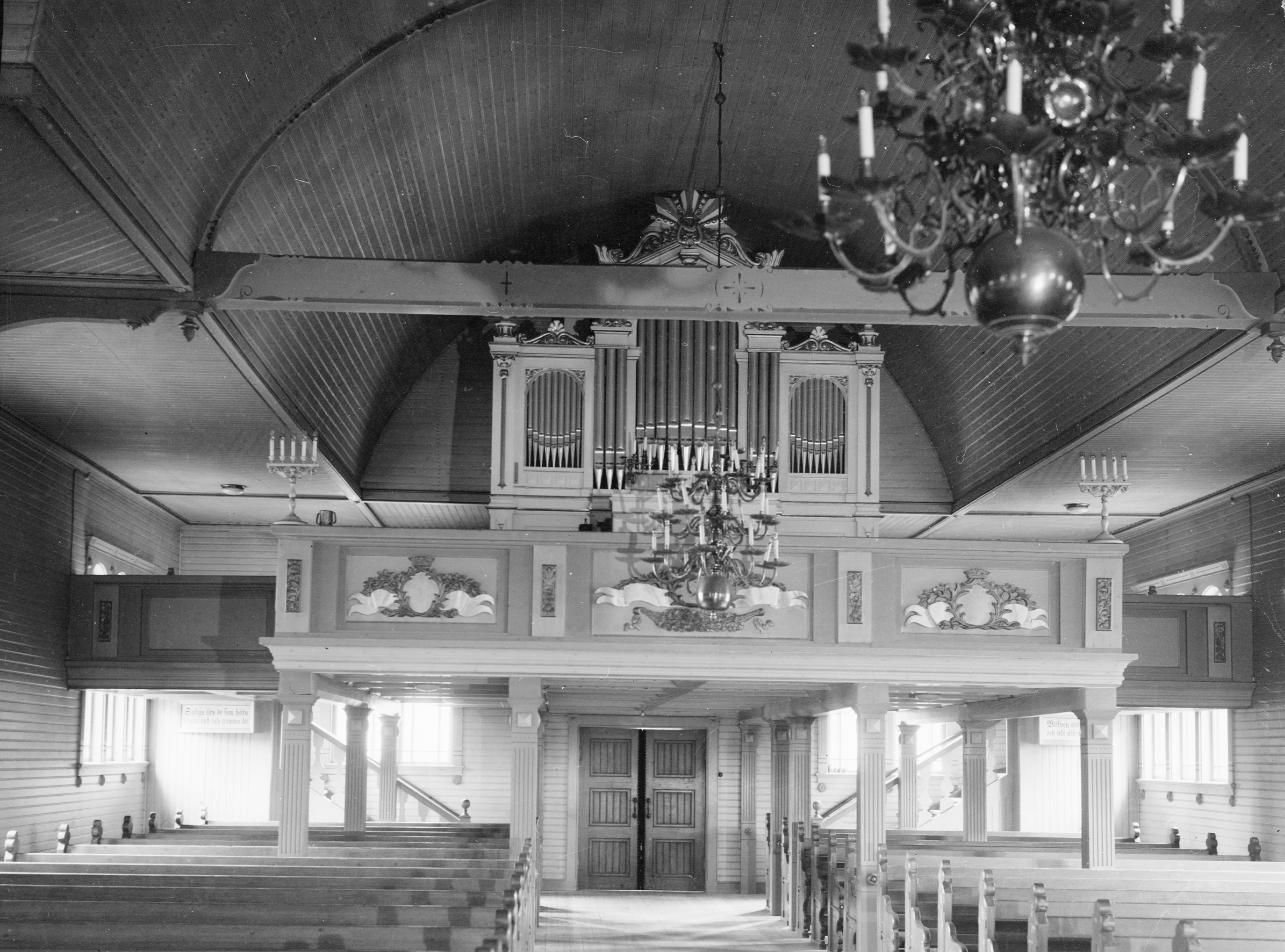 Olle Hellström, Nyeds kyrka