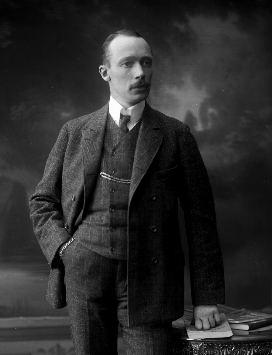 Gustav Borgen, NFB.10042