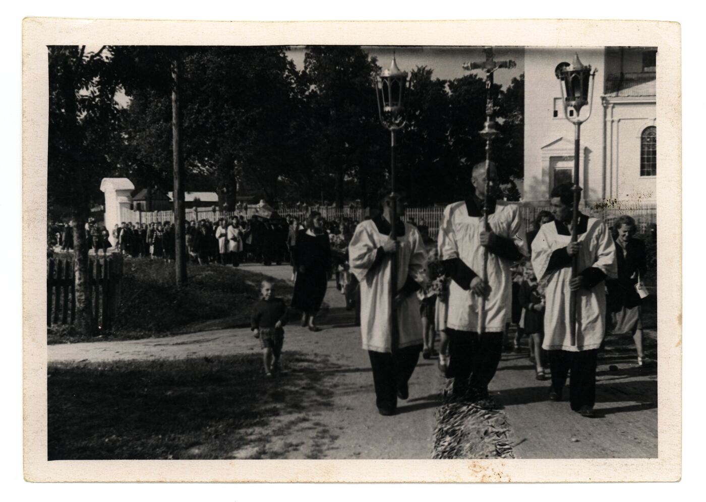 Nežinomas fotografas, Bažnyčios procesija Raudondvaryje