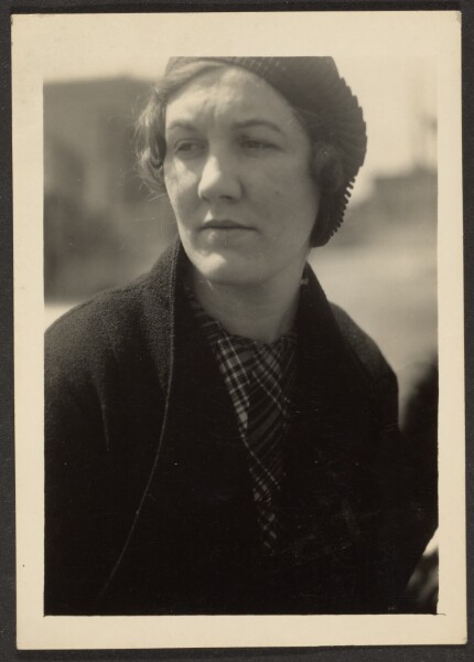 Louis Fleckenstein, [Woman in Black Hat]