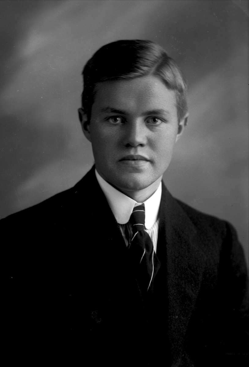Gustav Borgen, NFB.05759