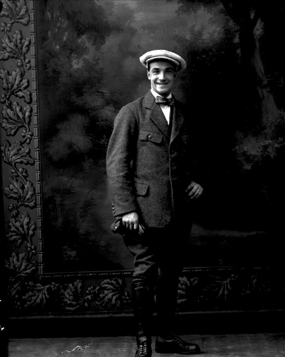 Gustav Borgen, NFB.01258