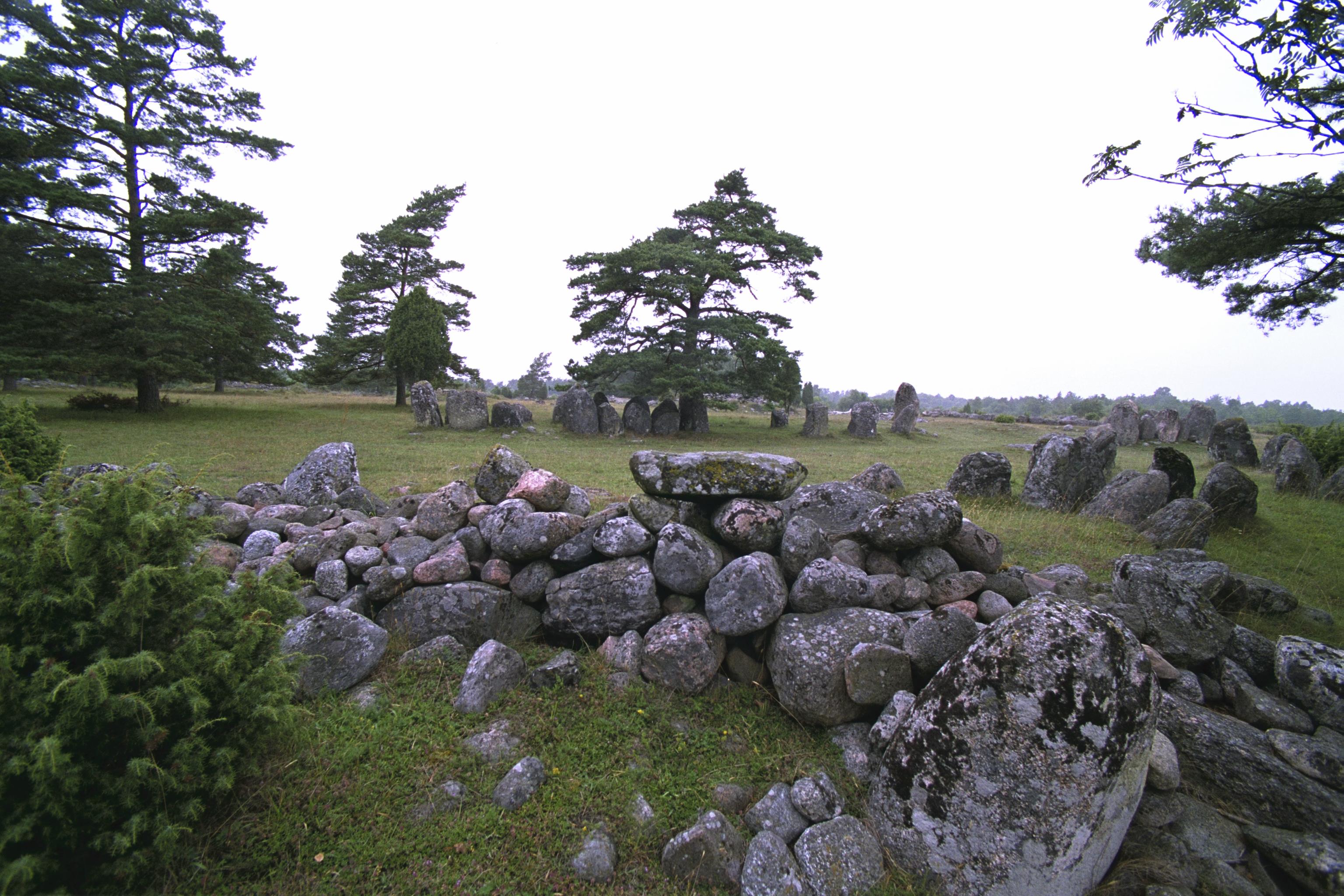 Bengt A Lundberg, Gålrums gravfält