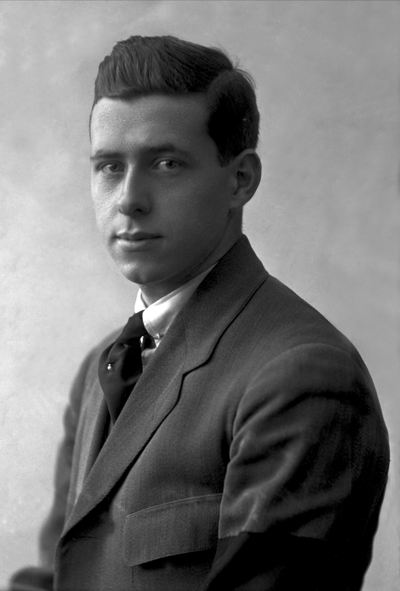 Gustav Borgen, NFB.44122