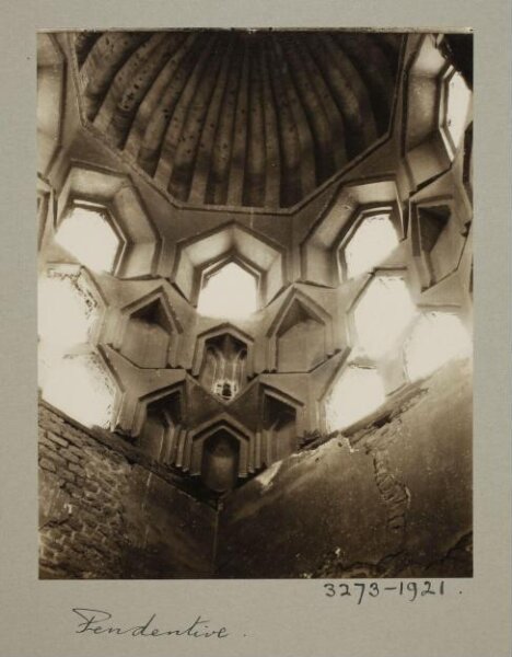 K.A.C. Creswell, Pendentive of the mausoleum of Anas (Yunus al-Dawadar), Cairo