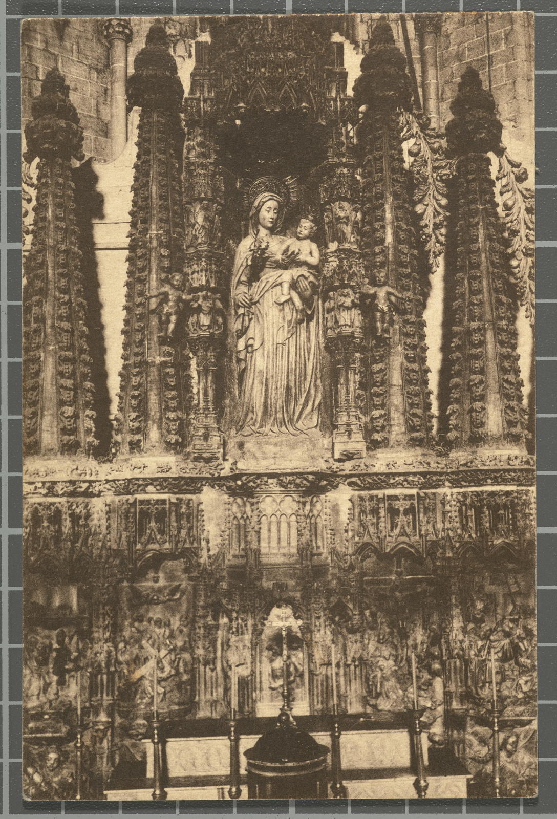 Desconegut, 9 - Castelló d’ Empuries. Church of Sta. Maria. Altar major