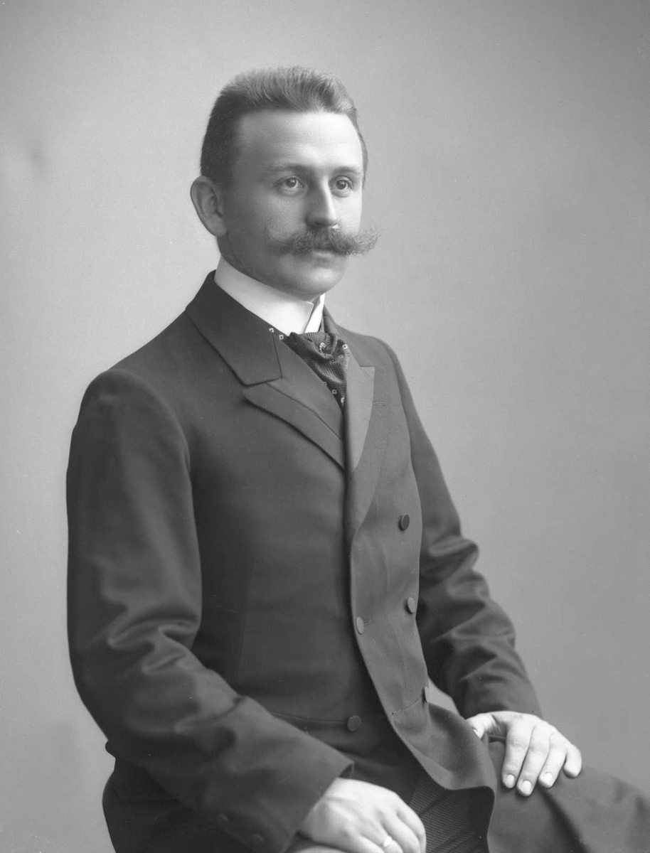 Gustav Borgen, NFB.48551B