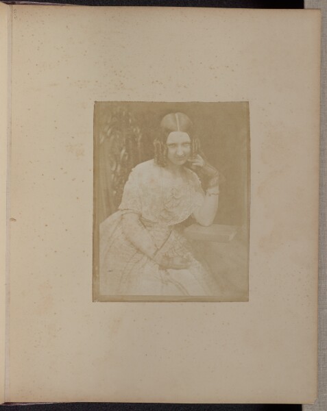 Hill & Adamson, [Miss Binney]