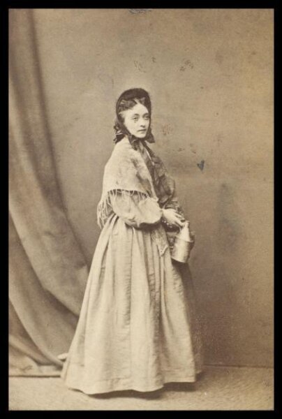 London Stereoscopic and Photographic Company, Guy Little Theatrical Photograph