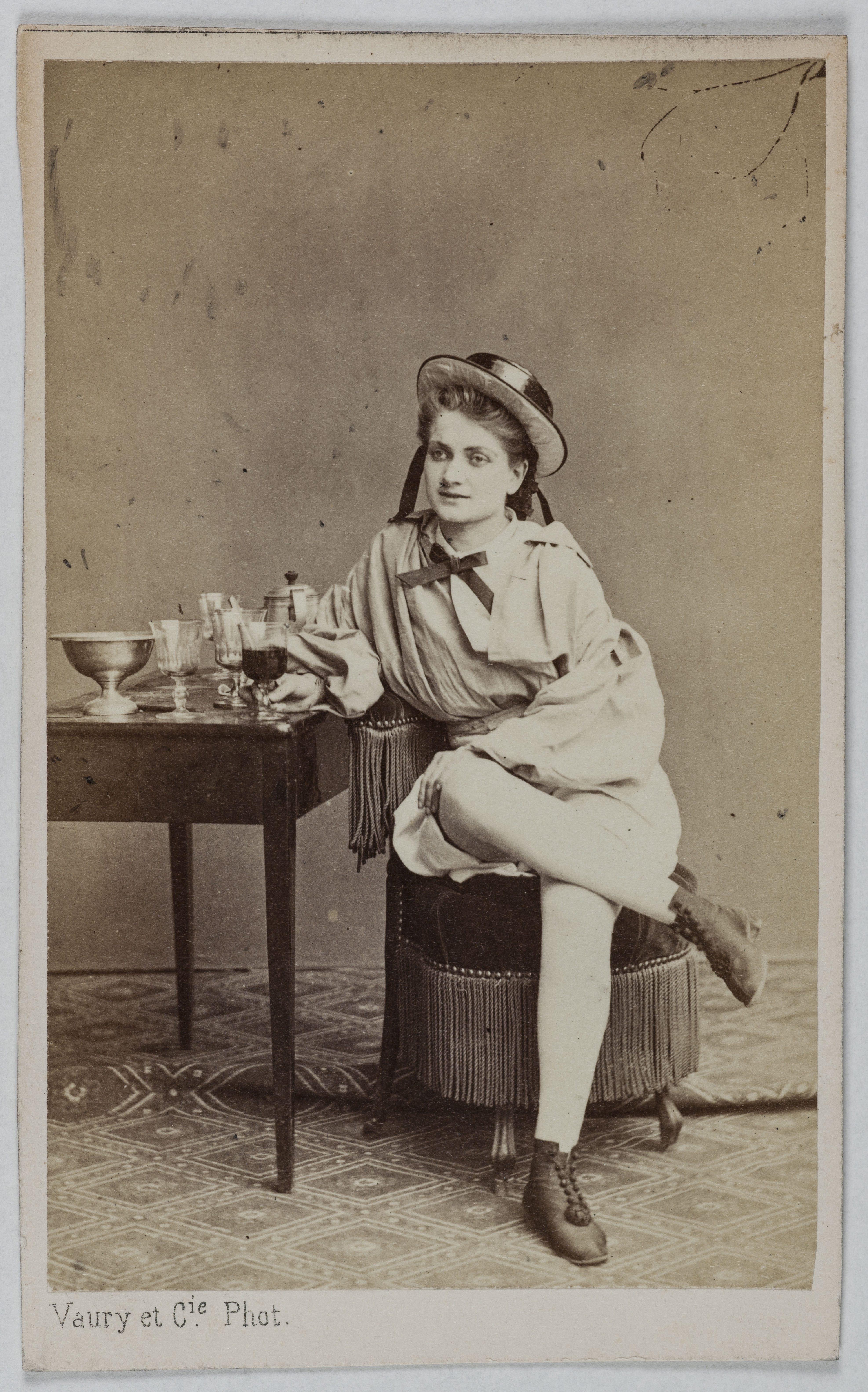 Vaury et Cie, Portrait d'Eva (actrice)