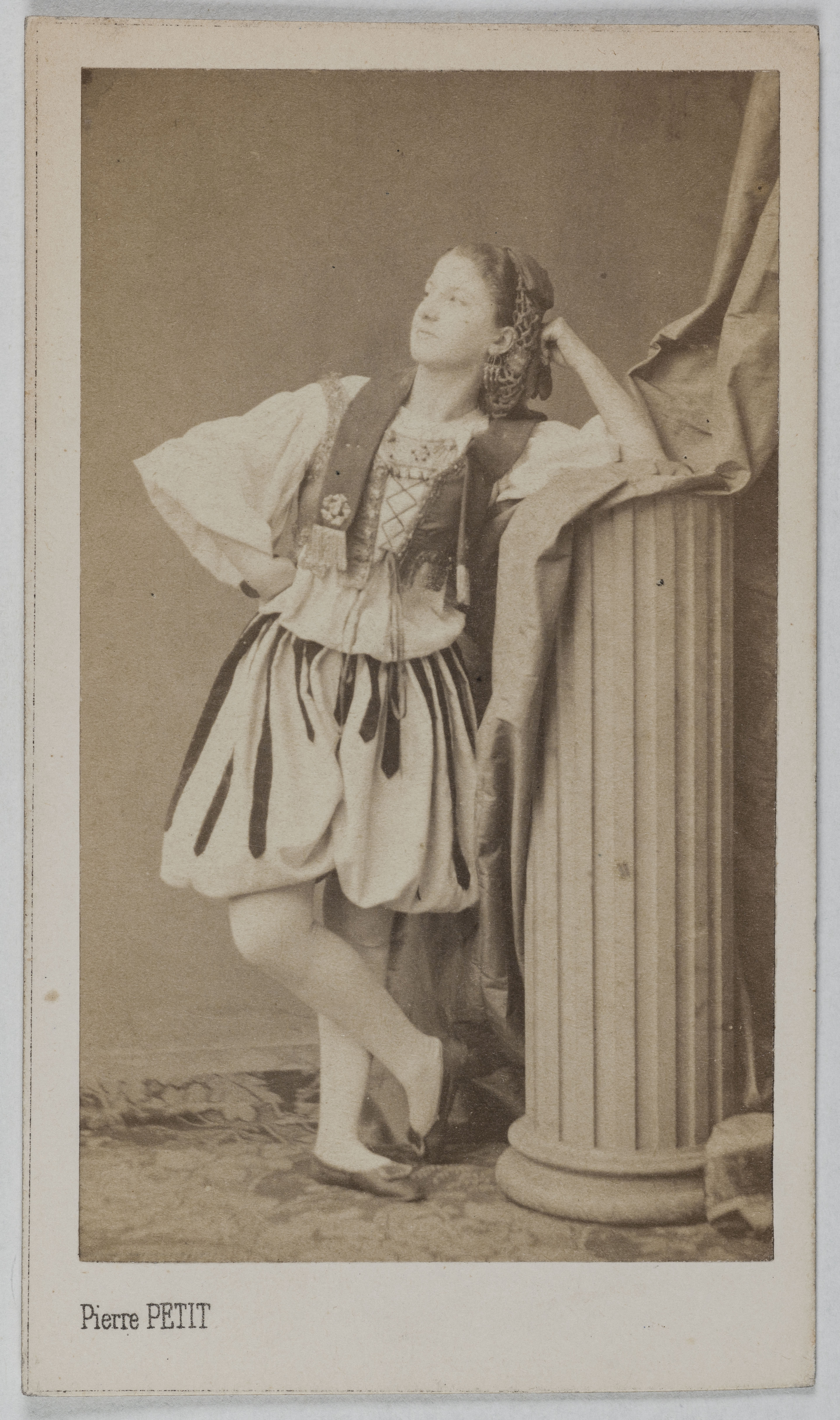 Pierre Petit, Portrait de Fiorini Esther, (danseuse)