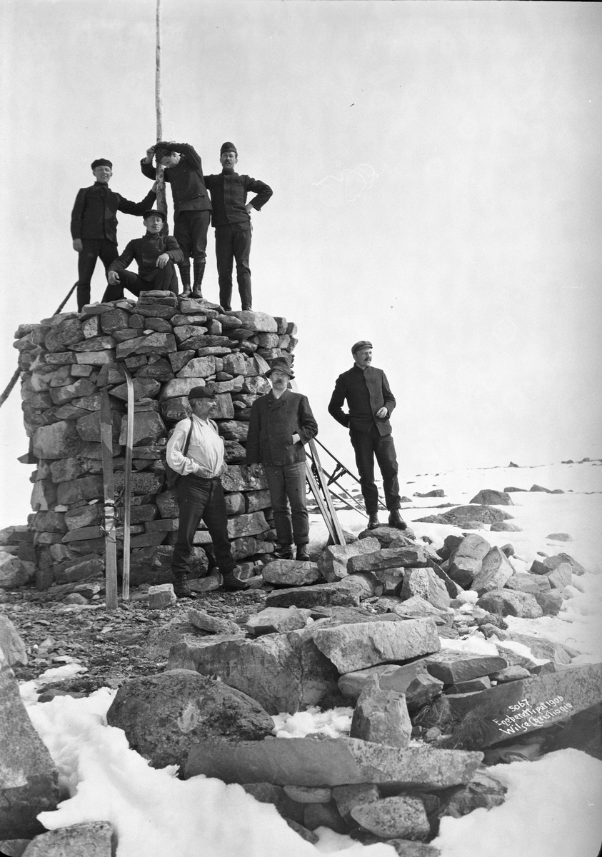 Anders Beer Wilse, Prot: Paa toppen av Næverfjeld 10/4 1906