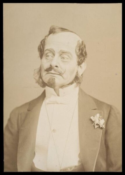 London Stereoscopic and Photographic Company, Guy Little Theatrical Photograph