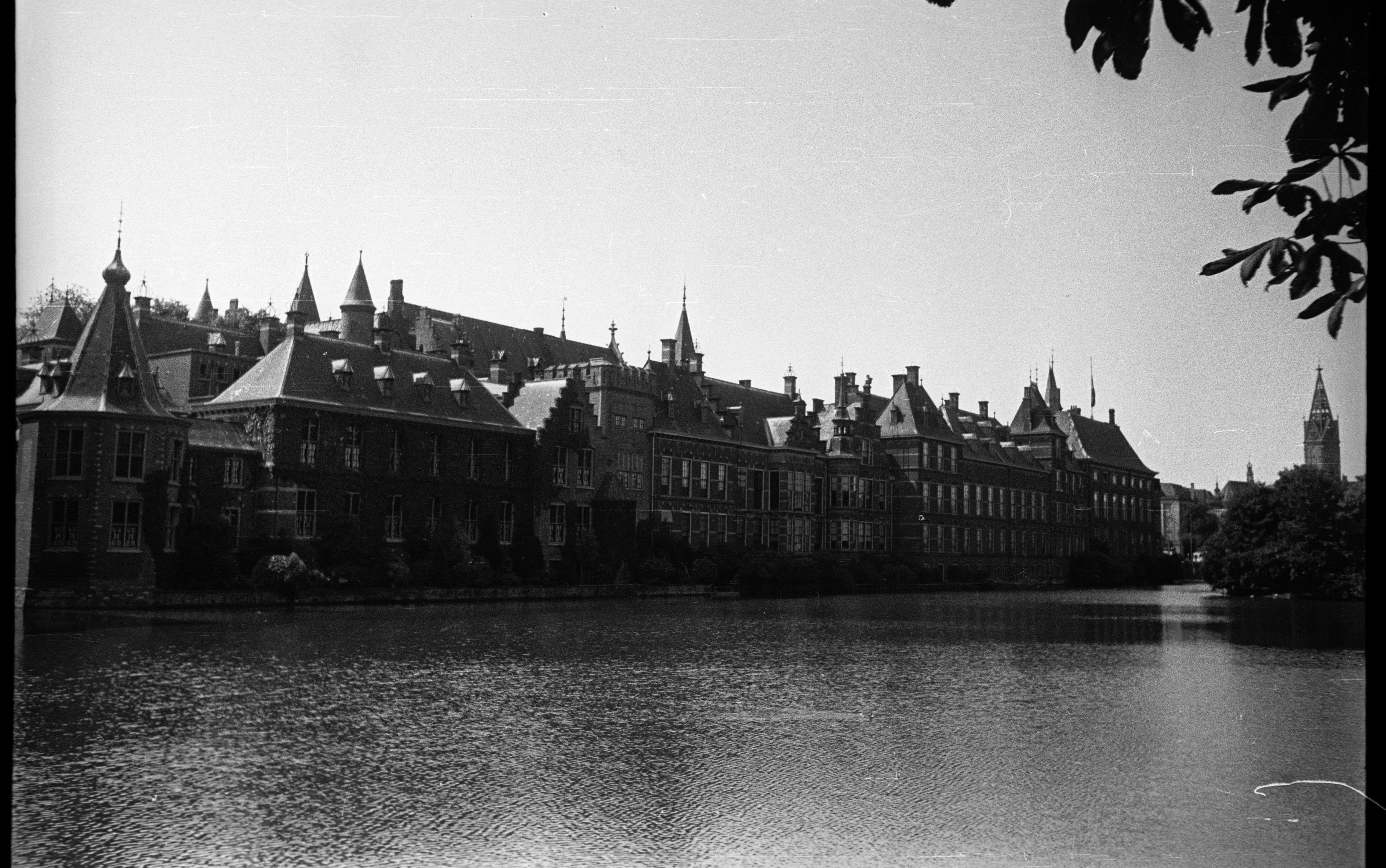 Berit Wallenberg, Haag