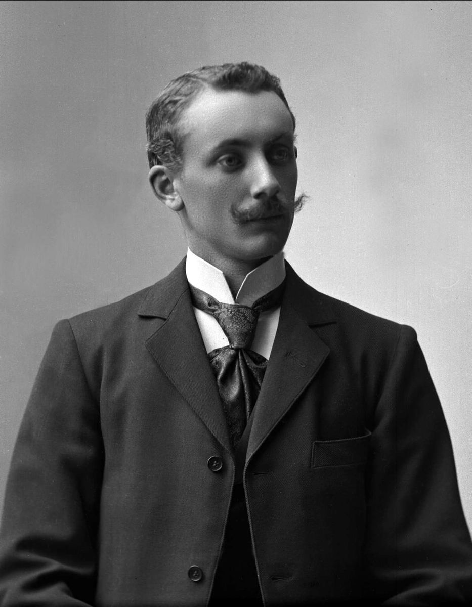 Gustav Borgen, NFB.02342