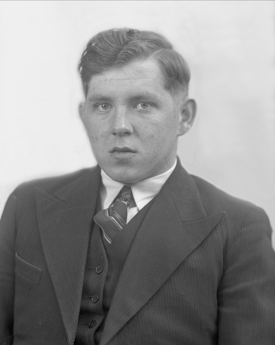 Gustav Borgen, NFB.56859