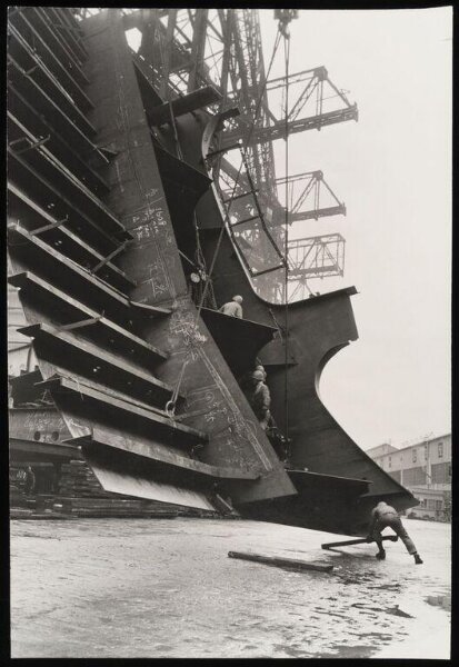 Cartier-Bresson, Henri, Photograph