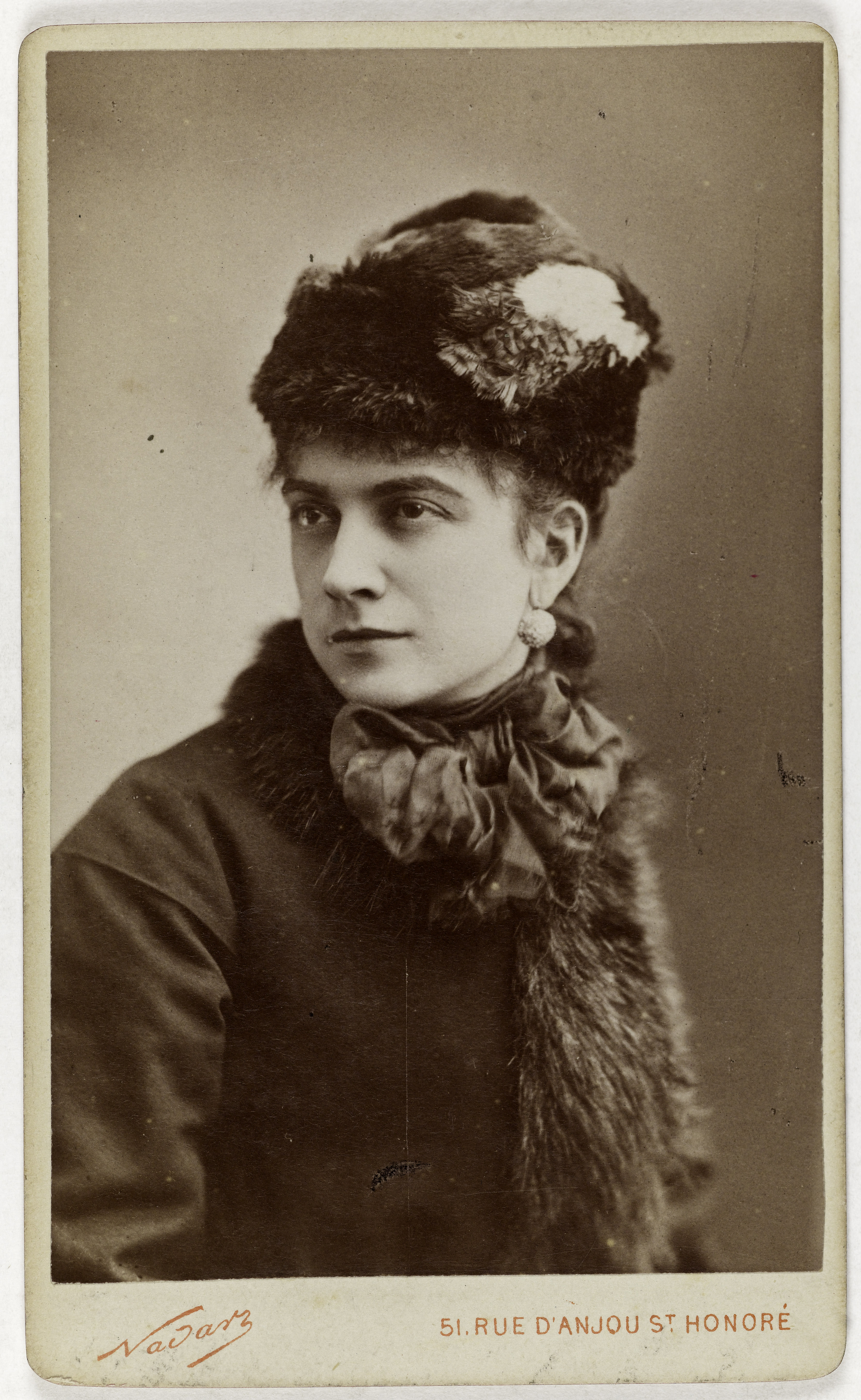 Atelier Nadar, Portrait de Caroline Munst (-1909), dite Lina Munte, actrice de théâtre.