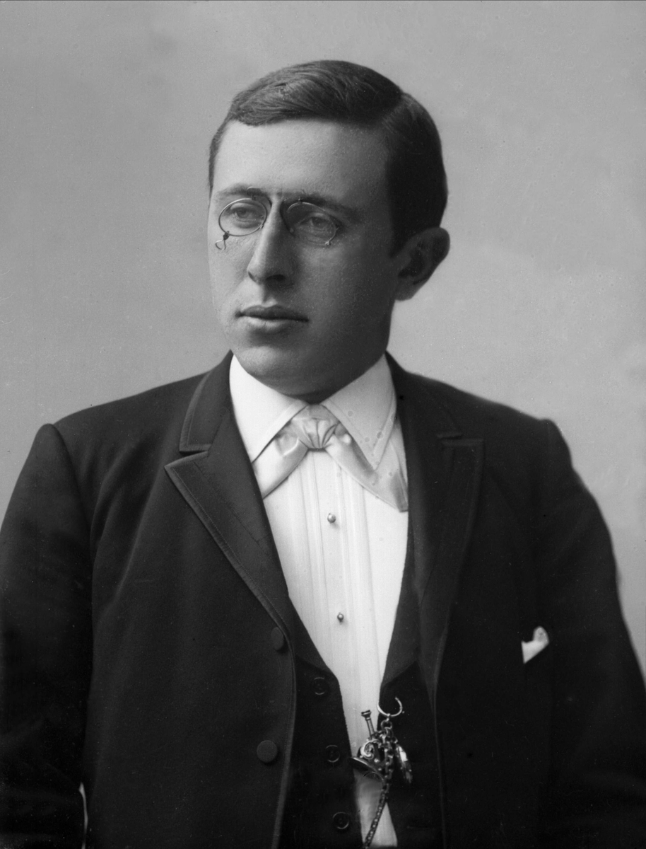 Gustav Borgen, NFB.30968