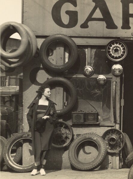 Walker Evans, [Garage in Southern City Outskirts]/[Garage, Atlanta, Georgia]