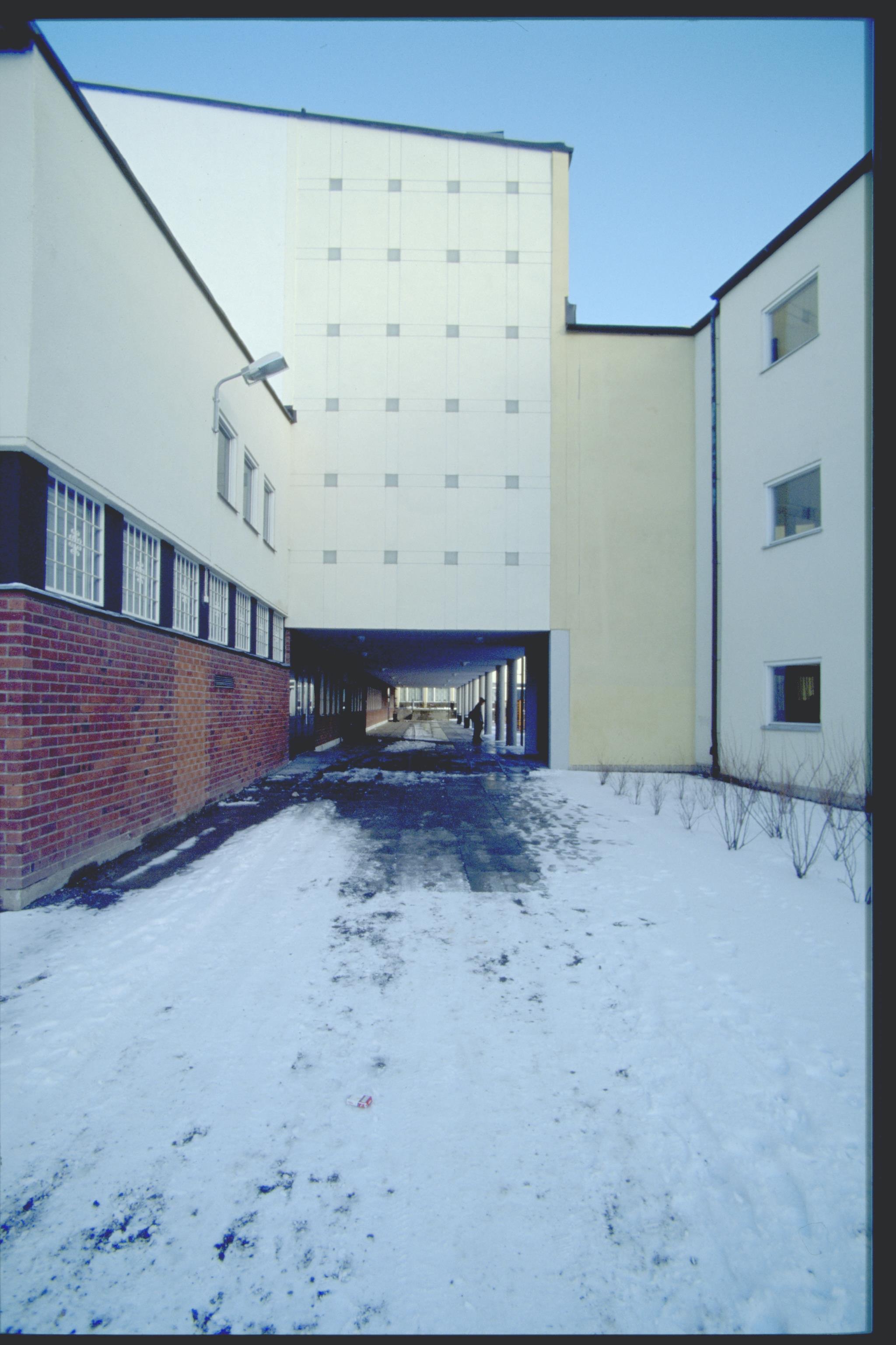 Bengt A Lundberg, Kärrtorps gymnasium