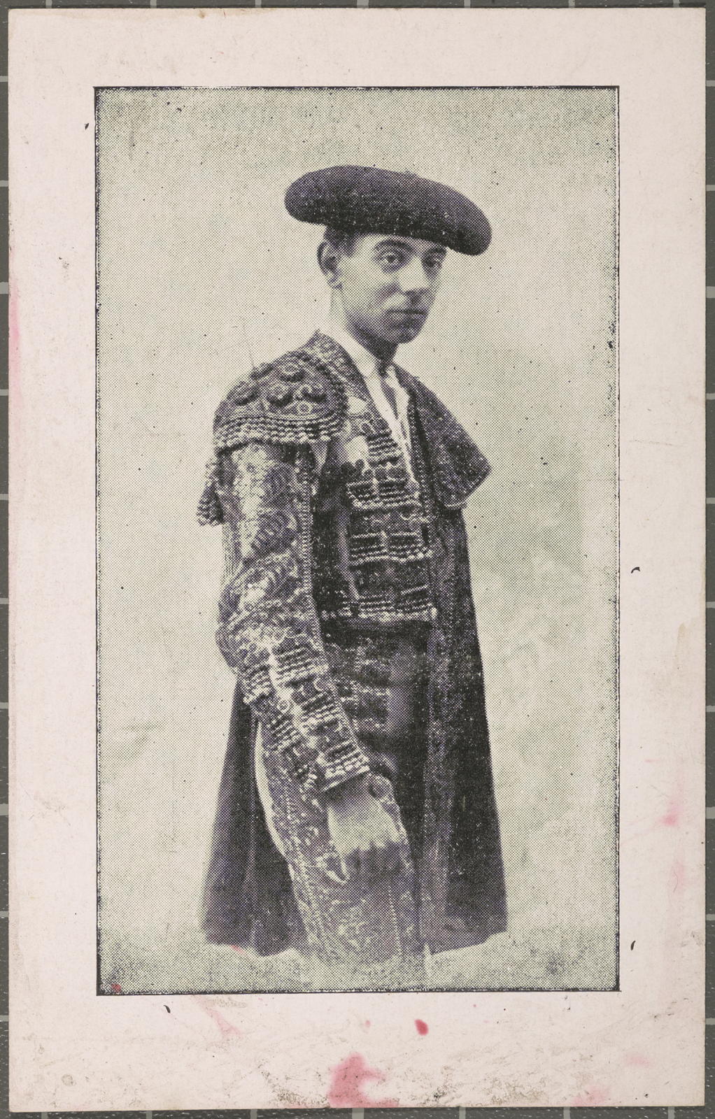 Desconegut, [Retrat de Josep Jou vestit de torero]