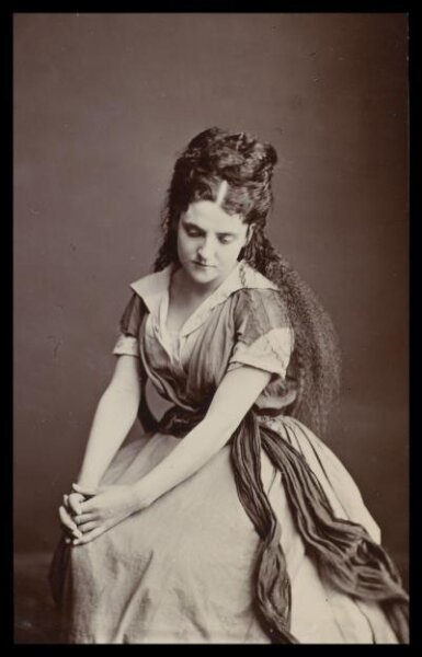 London Stereoscopic and Photographic Company, Guy Little Theatrical Photograph