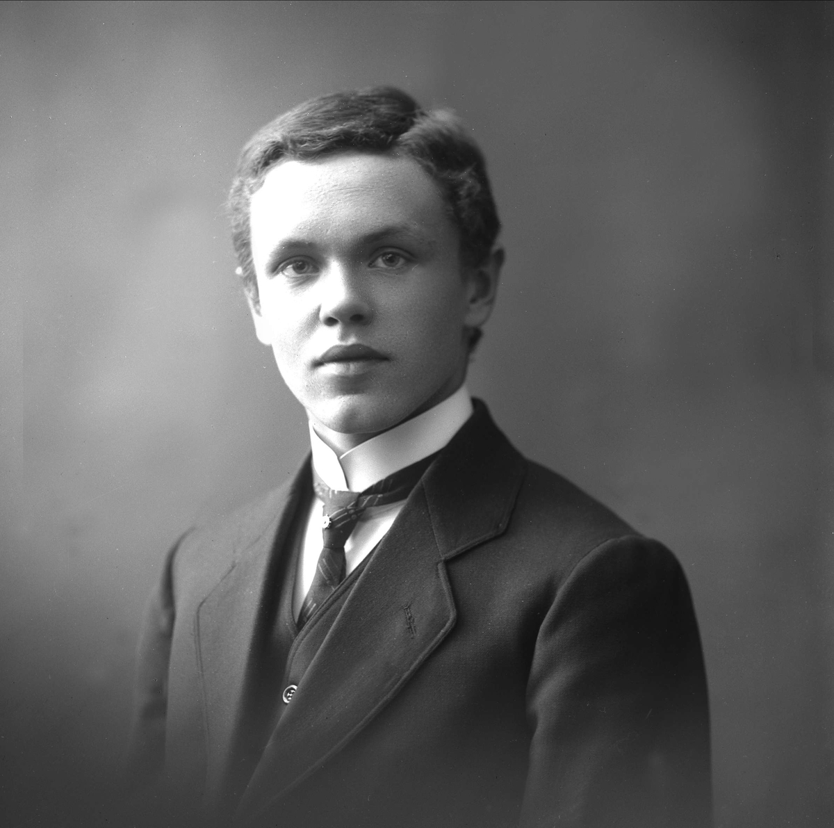 Gustav Borgen, NFB.48057