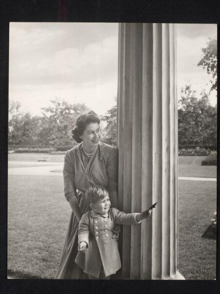 Beaton, Cecil (Sir), Photograph