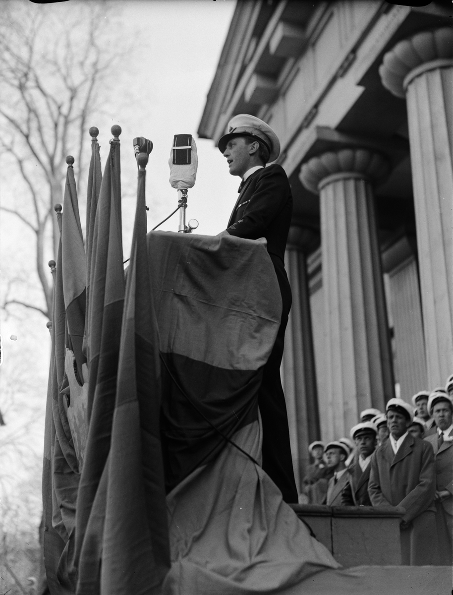 Paul Sandberg, “The Spring Feast in Upsala Nordic Underlined. Managing Solemnity by Air General Nordenskiöld” - Botanical Garden, Uppsala 1942