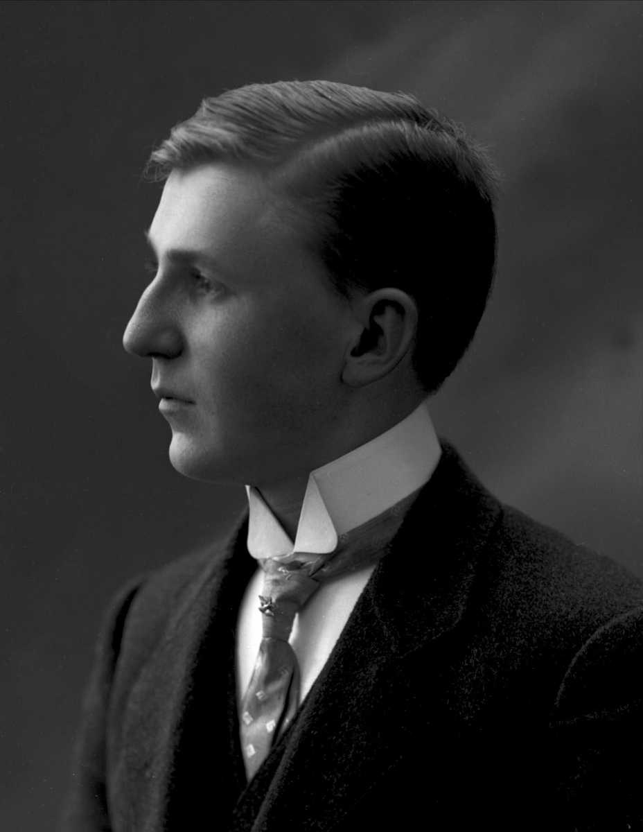 Gustav Borgen, NFB.30828