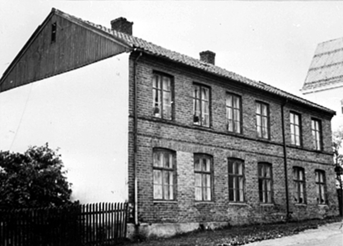 Anno Domkirkeodden, EKSTERIØR, STORHAMARGATA 42