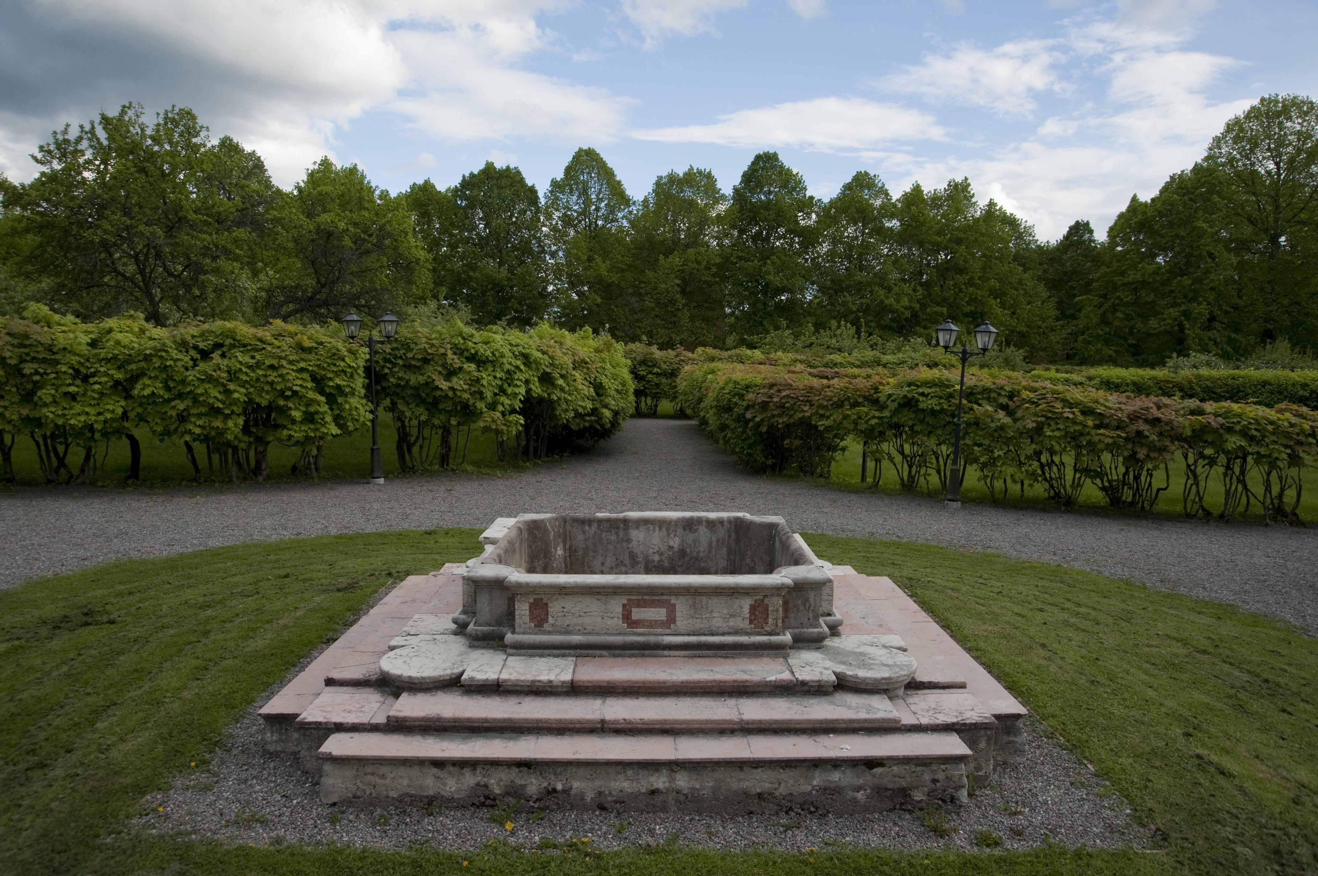 Bengt A Lundberg, Näsby slott
