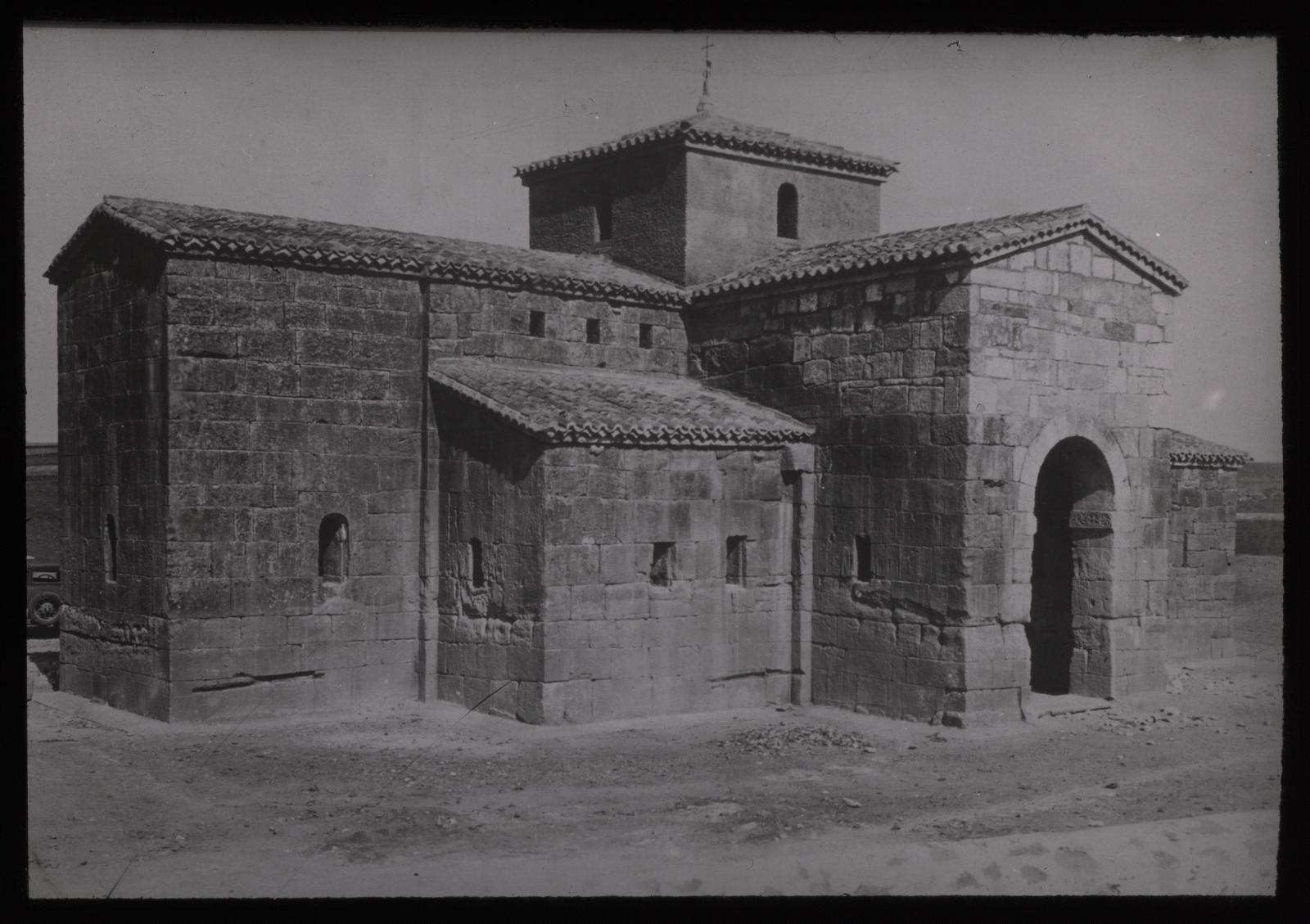 Desconegut, Iglesia visigótica de San Pedro de la Nave. (Zamora). Sèrie H. E-VIII Espasa Calpe