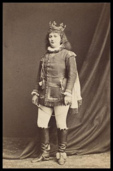 London Stereoscopic and Photographic Company, Guy Little Theatrical Photograph