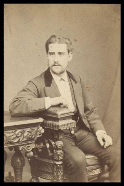 London Stereoscopic and Photographic Company, Guy Little Theatrical Photograph