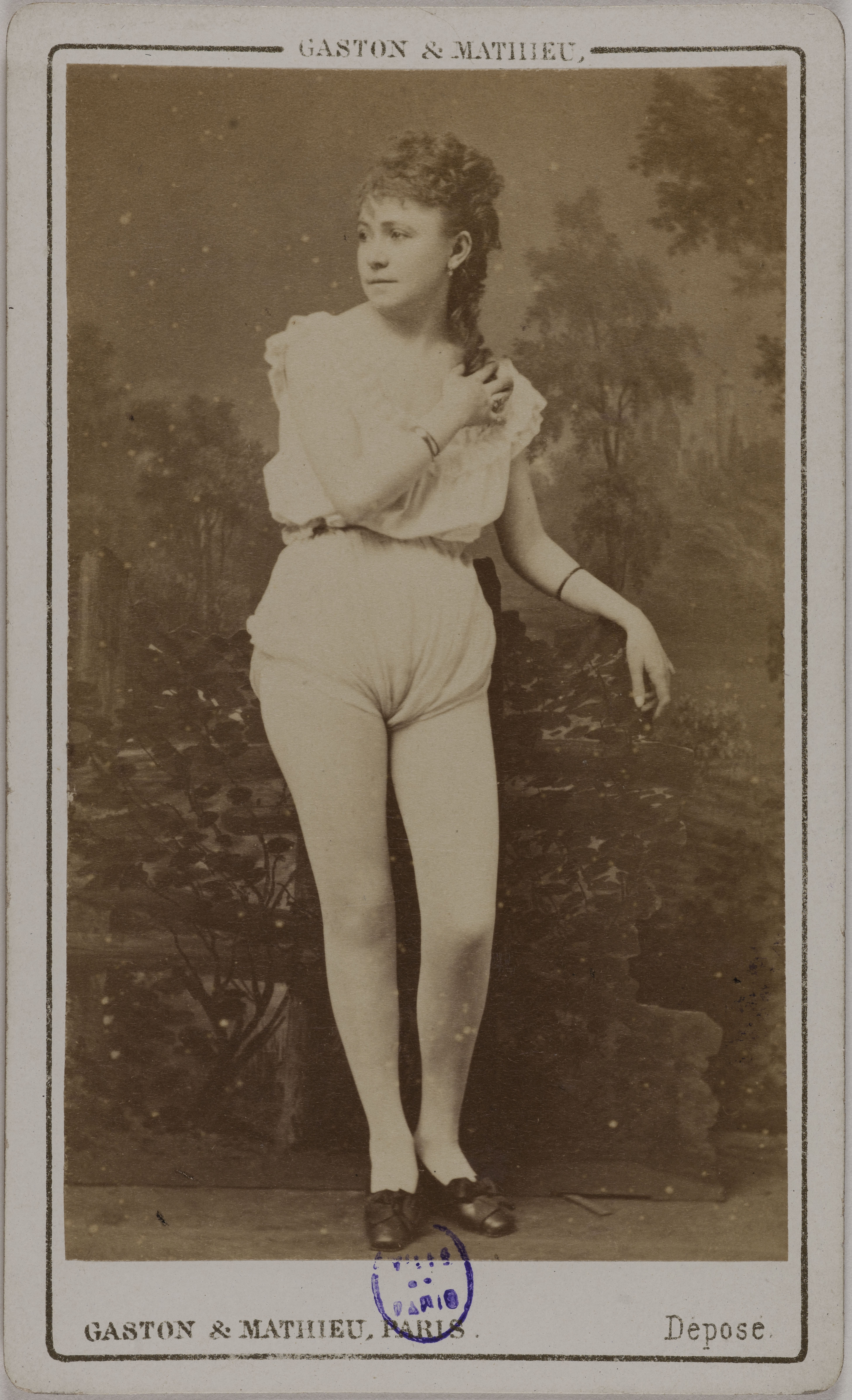 Gaston & Mathieu, Portrait d'Antony (danseuse)