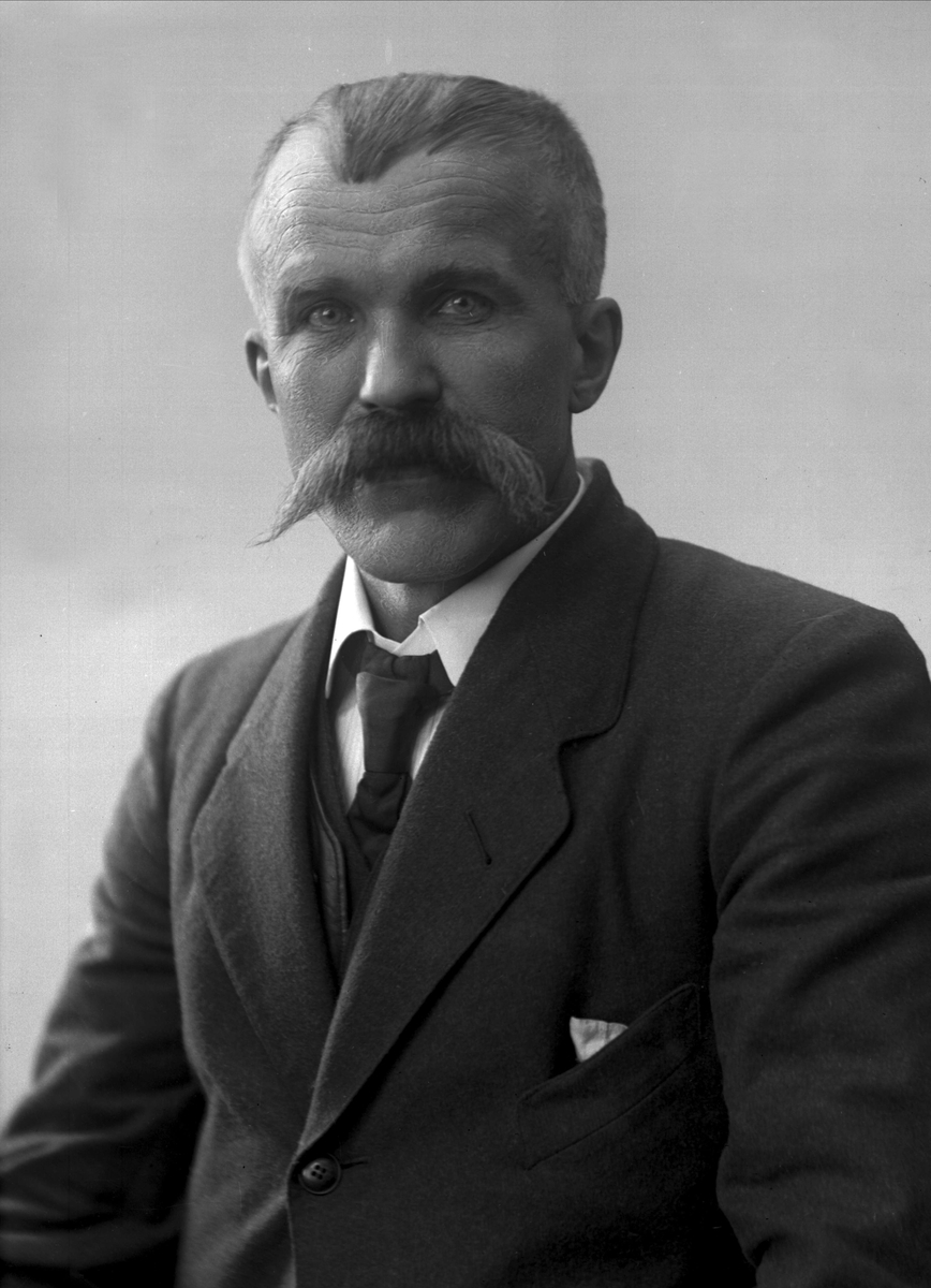 Gustav Borgen, NFB.15352