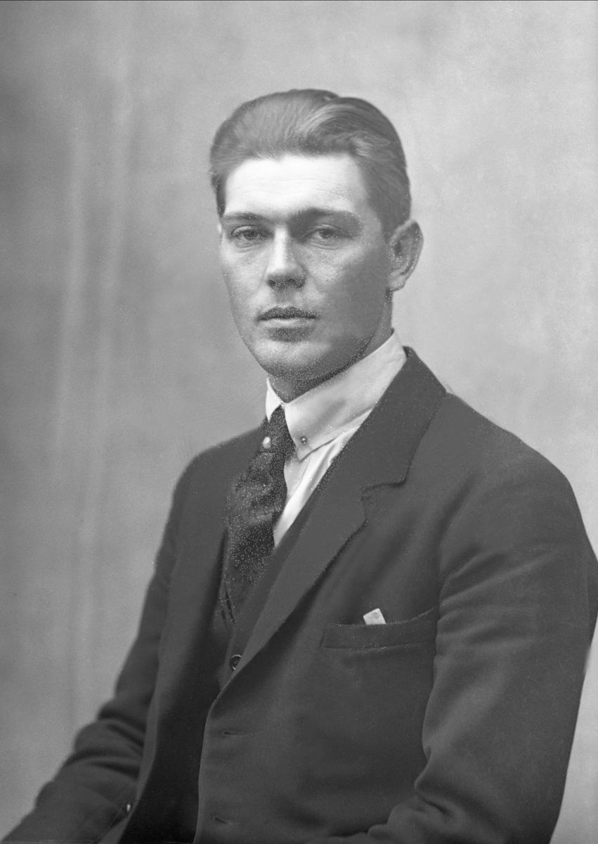 Gustav Borgen, NFB.56180