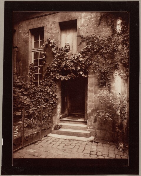 Eugène Atget, Cour de Rouen