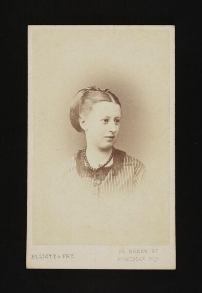 Elliott & Fry, A portrait of a young woman