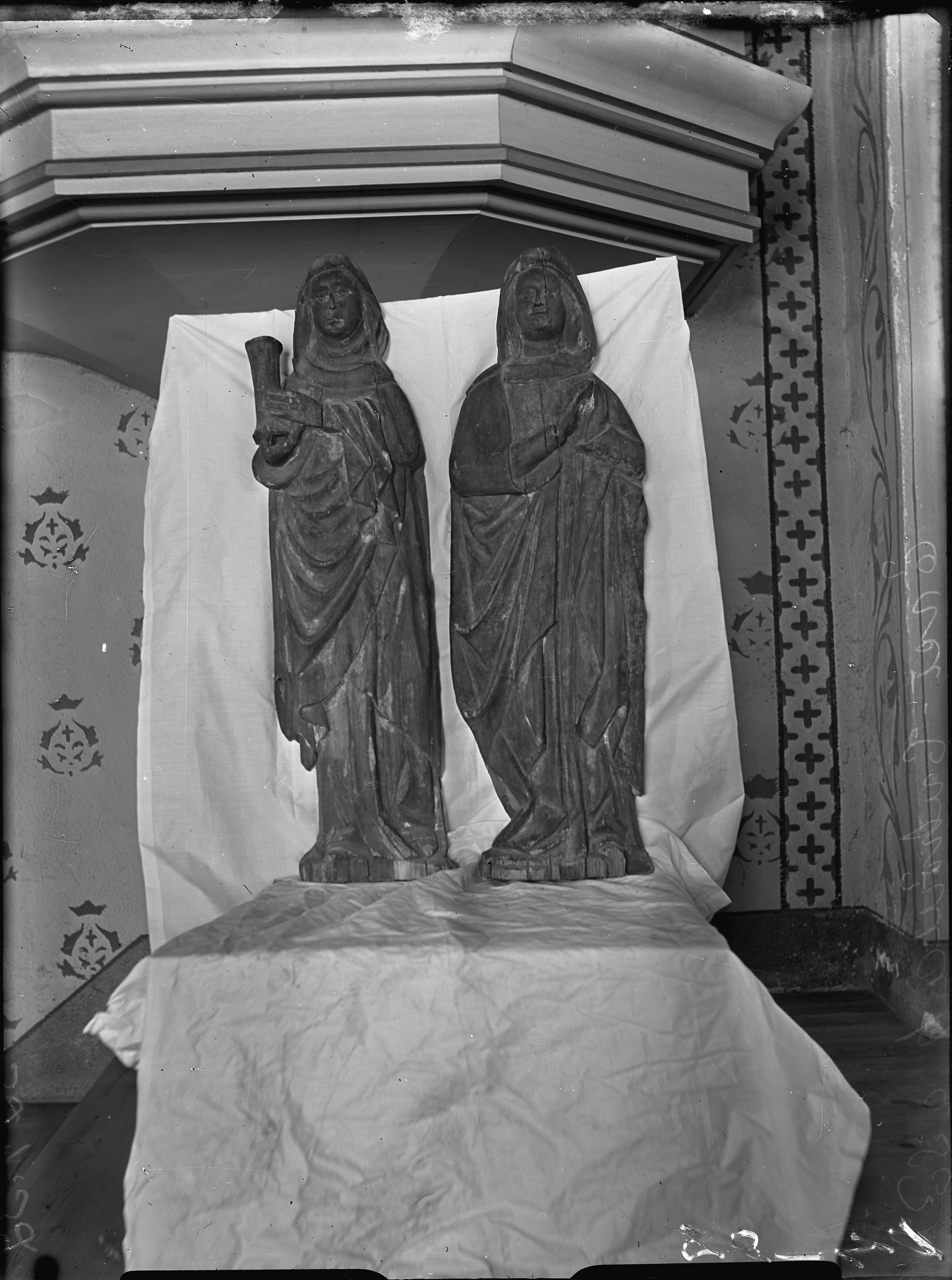 Bertil Waldén, Överenhörna kyrka