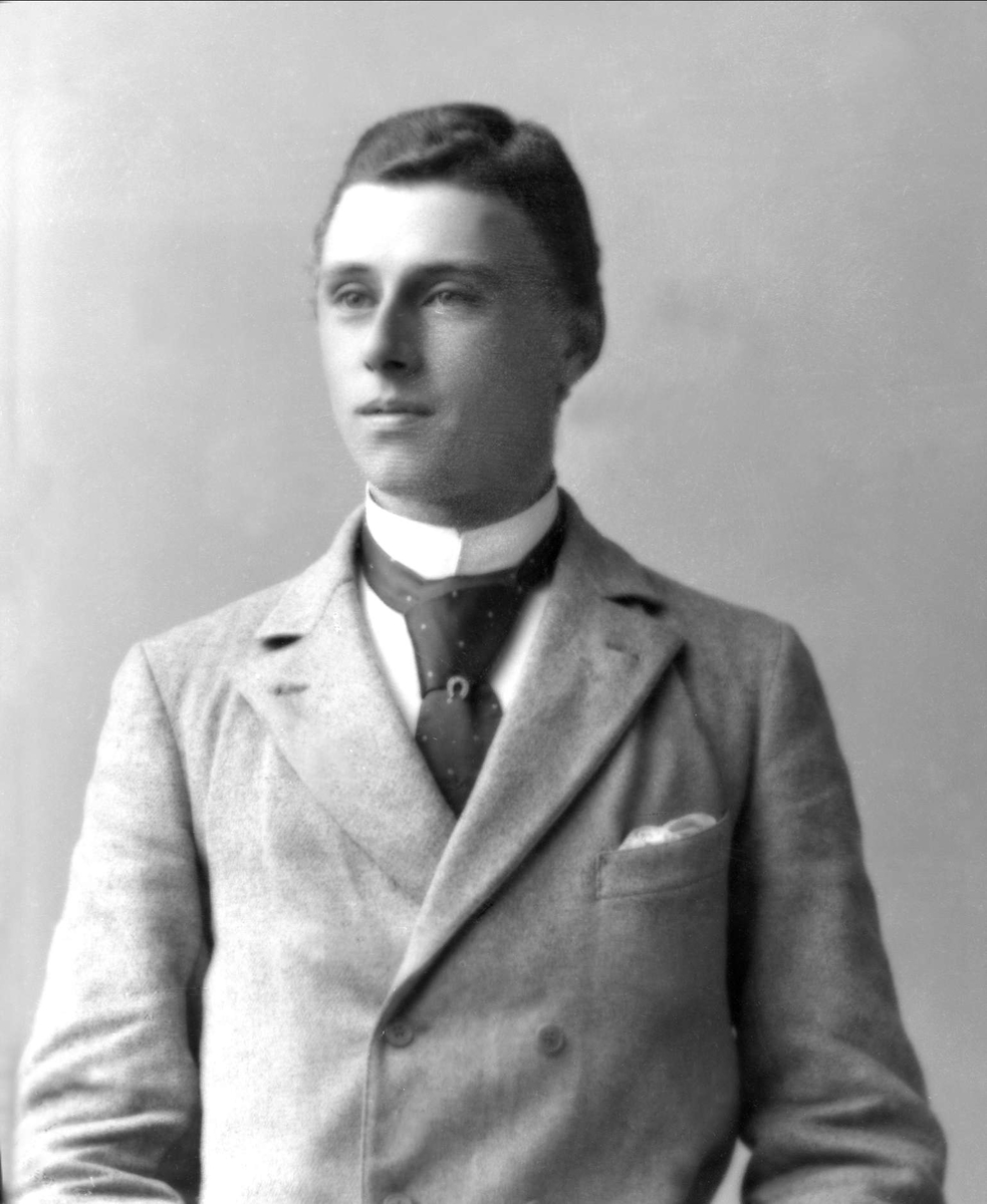 Gustav Borgen, NFB.52343