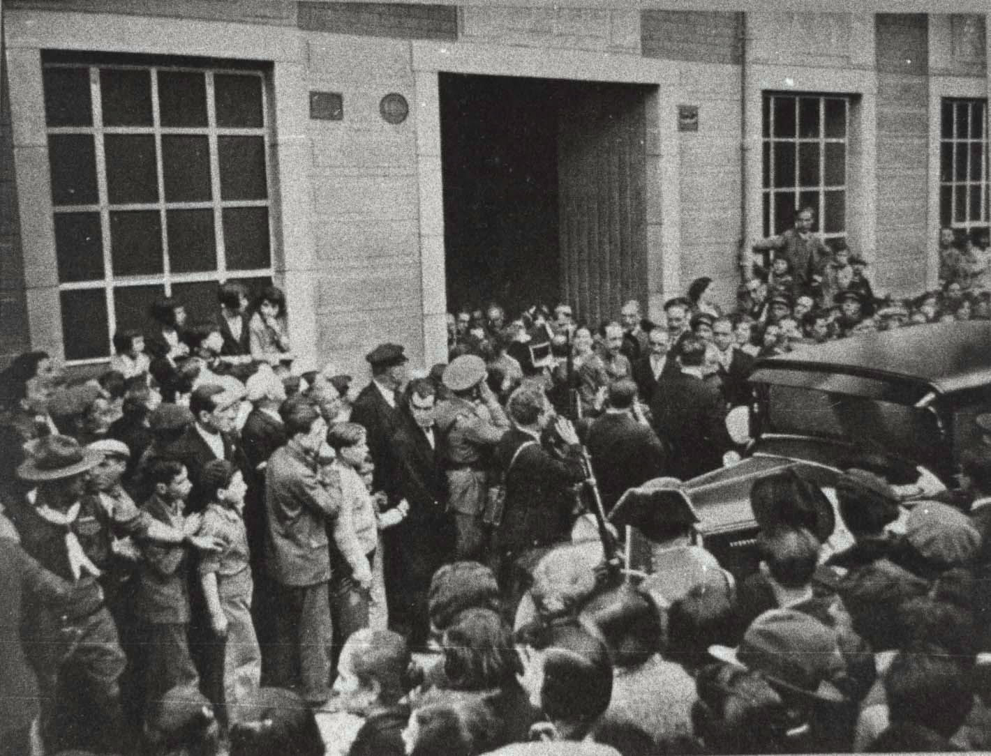 Desconegut, [Visita oficial del rei Alfons XIII a la fàbrica Grober]