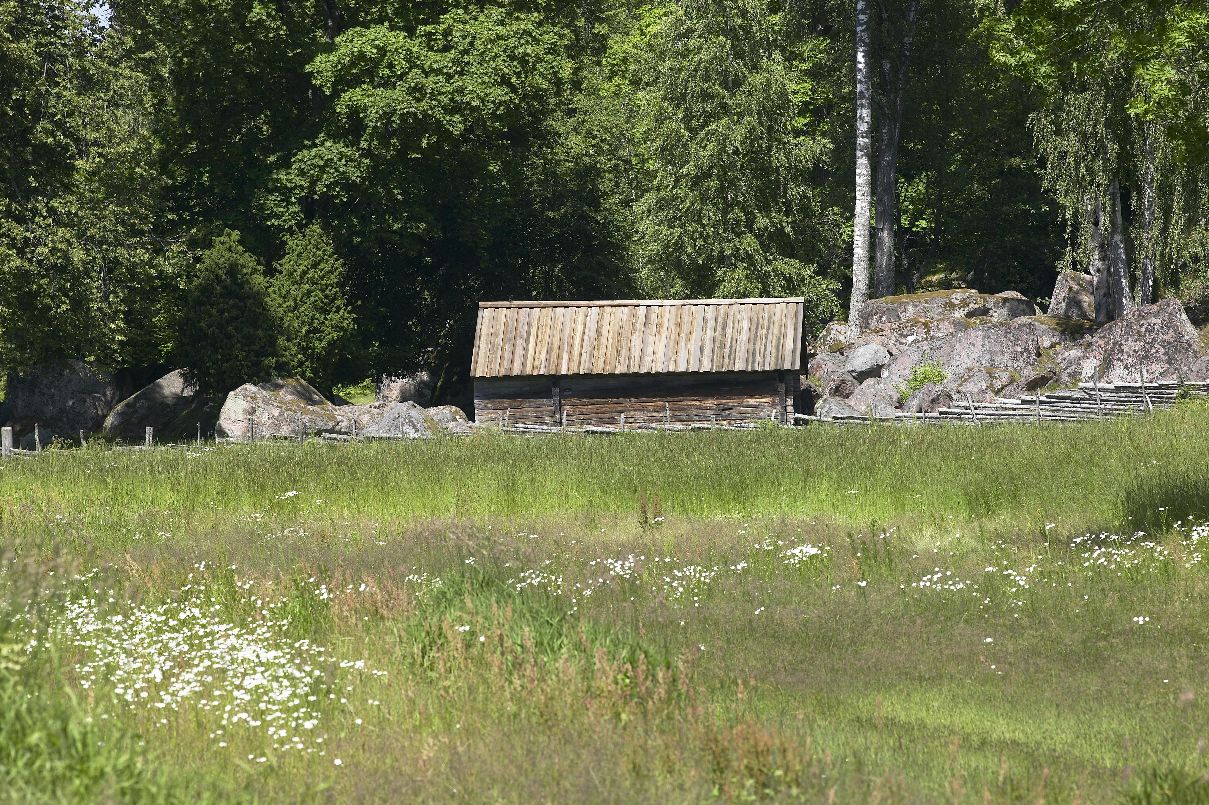 Bengt A Lundberg, Stensjö by