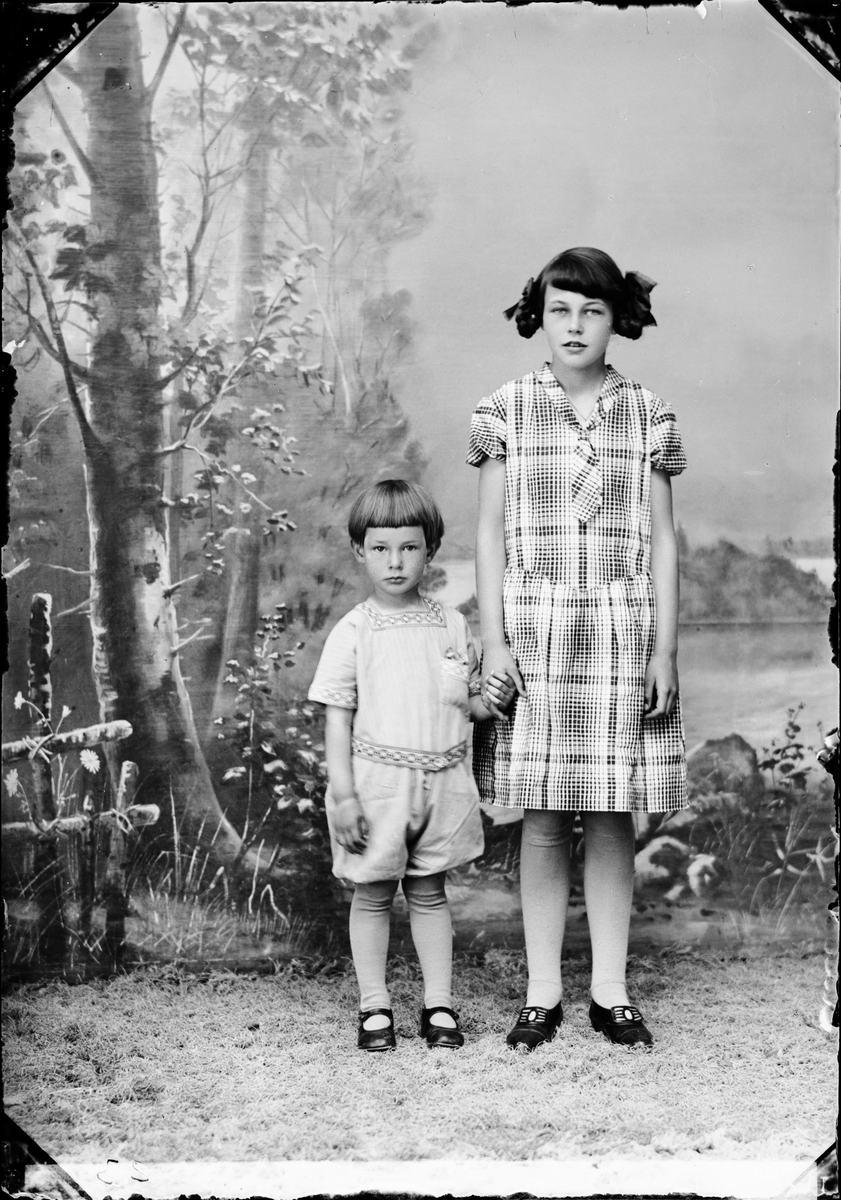 Skötsner-Edhlund, Ateljéporträtt - Bengt Ola och Britt Marianne, Uppland