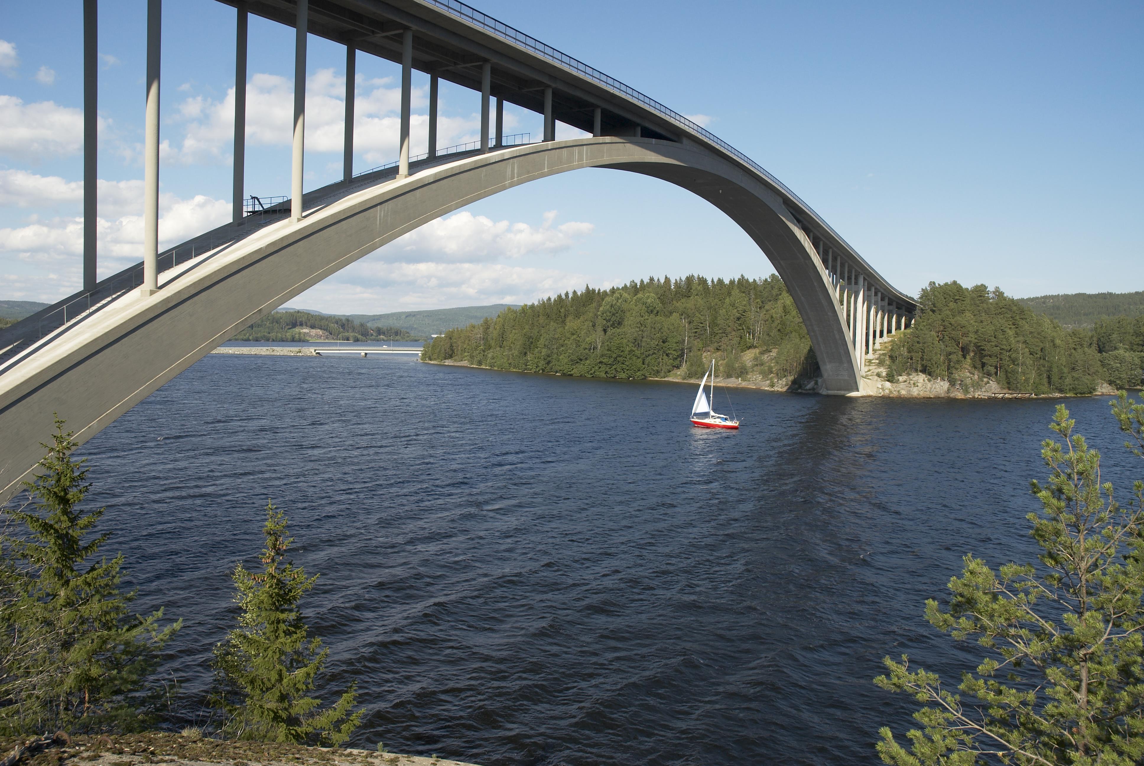Bengt A Lundberg, Sandöbron